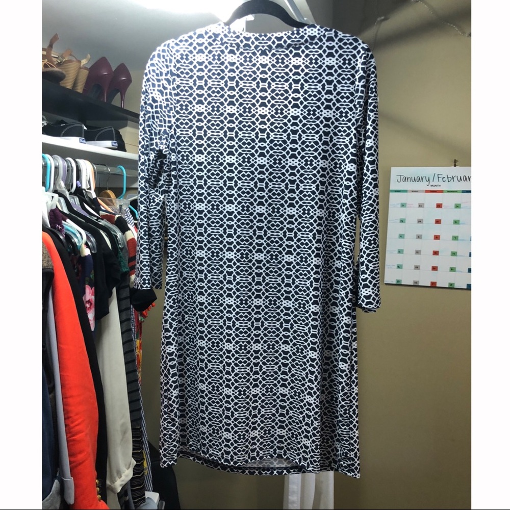 Patterned Dress - Picture 2 of 2